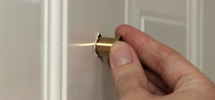 peephole door repair in Country Walk